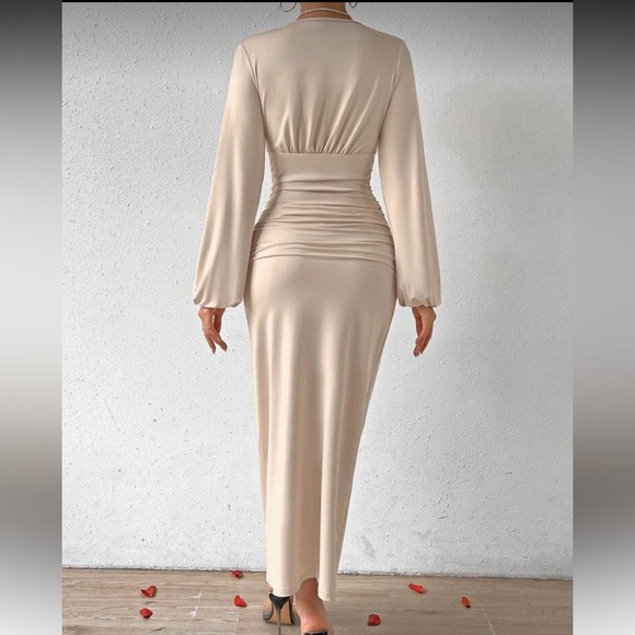 Batwing Sleeve Pleated Ruched Evening Party Dress - Picture 2 of 6